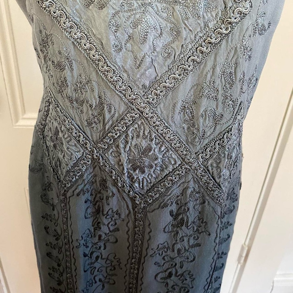 Blue Gray Ombré Boho Embroidered Midi Tie Back Dress